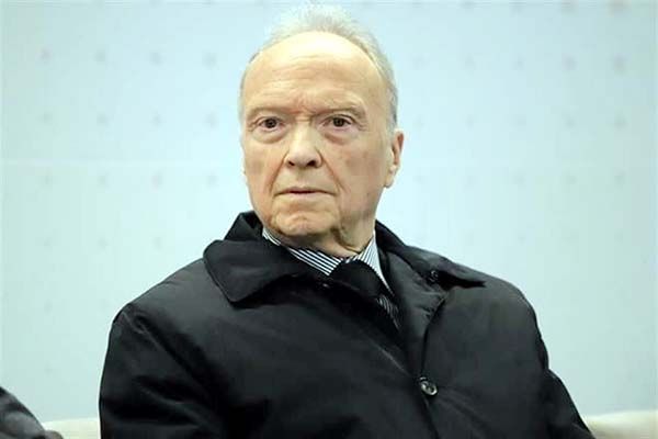 Reclaman renuncia del Fiscal Alejandro Gertz Manero