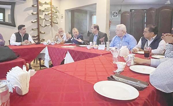 Compromete Bress trabajo por la región