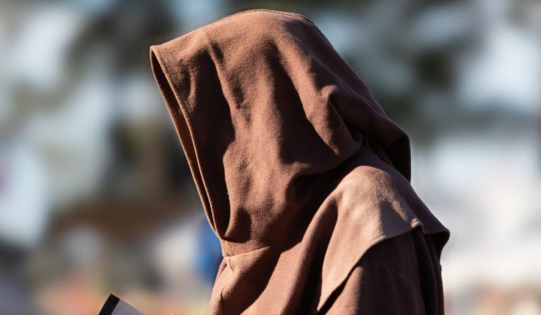 DESCUBREN LA RAZÓN POR LA QUE LOS MONJES MEDIEVALES ESTABAN INFESTADOS DE LOMBRICES INTESTINALES