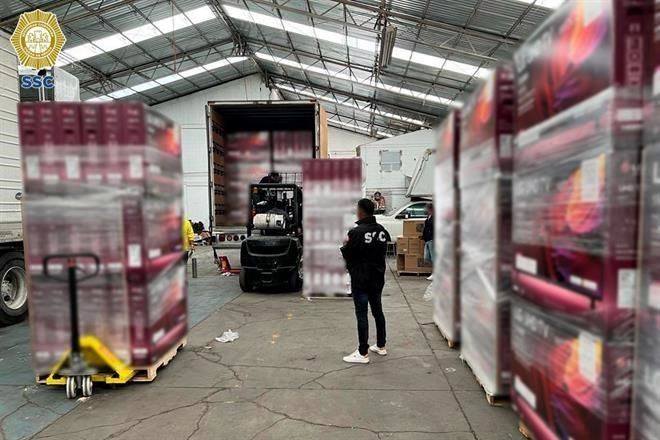 Recuperan en Azcapotzalco más de 4 mil pantallas robadas