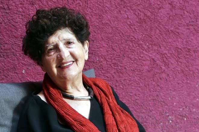Gana Margo Glantz Premio Carlos Fuentes 2022