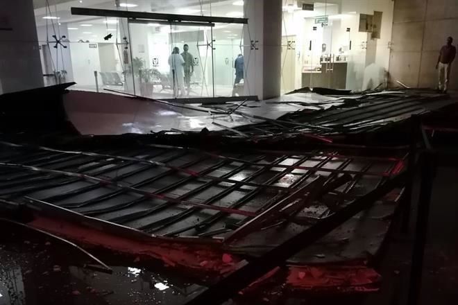 Cae plafón de hospital del IMSS en Tecámac