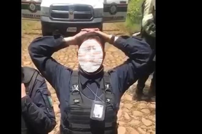 Someten a policías en Jalisco