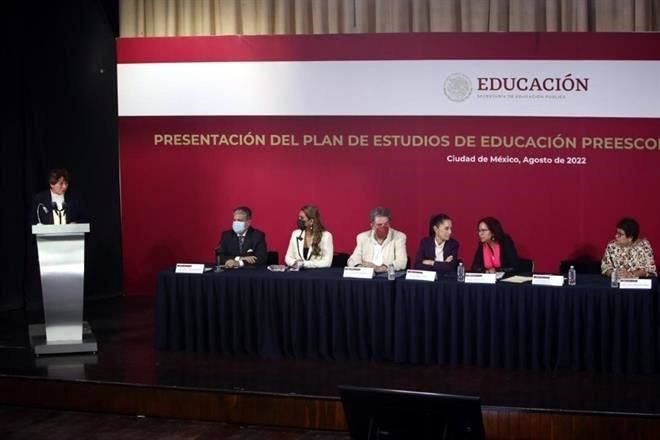 Ensayarán nuevo Plan de Estudios en mil escuelas