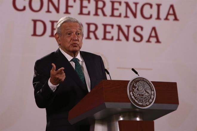 AMLO ahora analiza crear Aseguradora del Bienestar