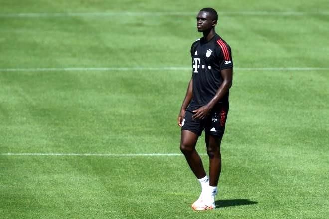 Pasa Tanguy Nianzou del Bayern Múnich al Sevilla
