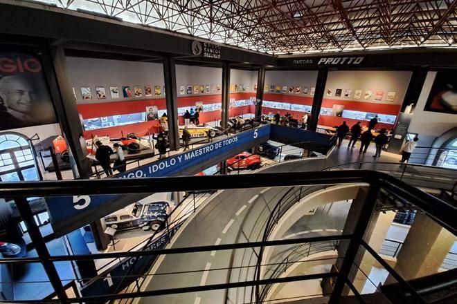 Aloja Museo de Juan Manuel Fangio tesoros invaluables