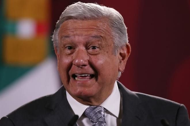 No dejaré de echar culpas a Gobiernos anteriores.- AMLO