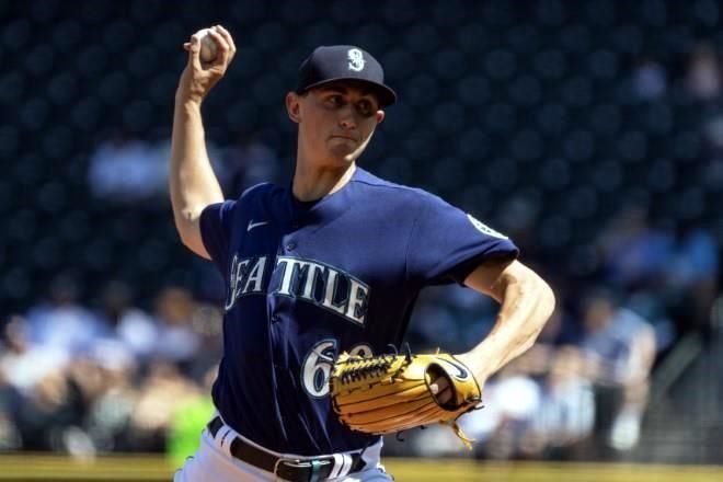 Impone Kirby récord de strikes seguidos en Grandes Ligas