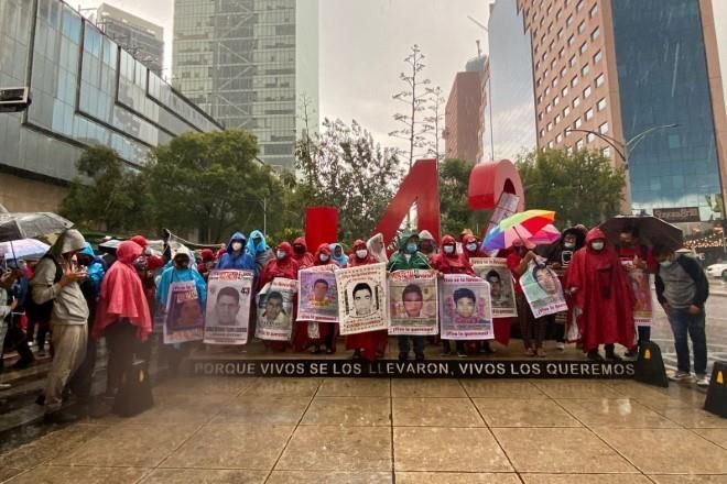 Si nos dan pruebas, nos iremos a casa.- padres de los 43