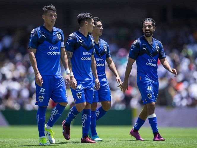 Jugadores de Rayados requirieron oxígeno ante Pumas