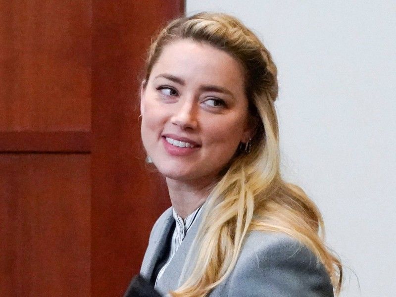 Amber Heard vende su casa de California para pagarle Johnny Depp