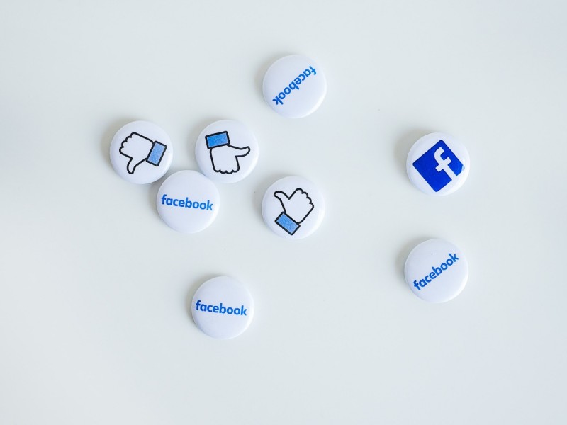 Facebook e Instagram dan de baja a uno de los grupos antivacunas más grande
