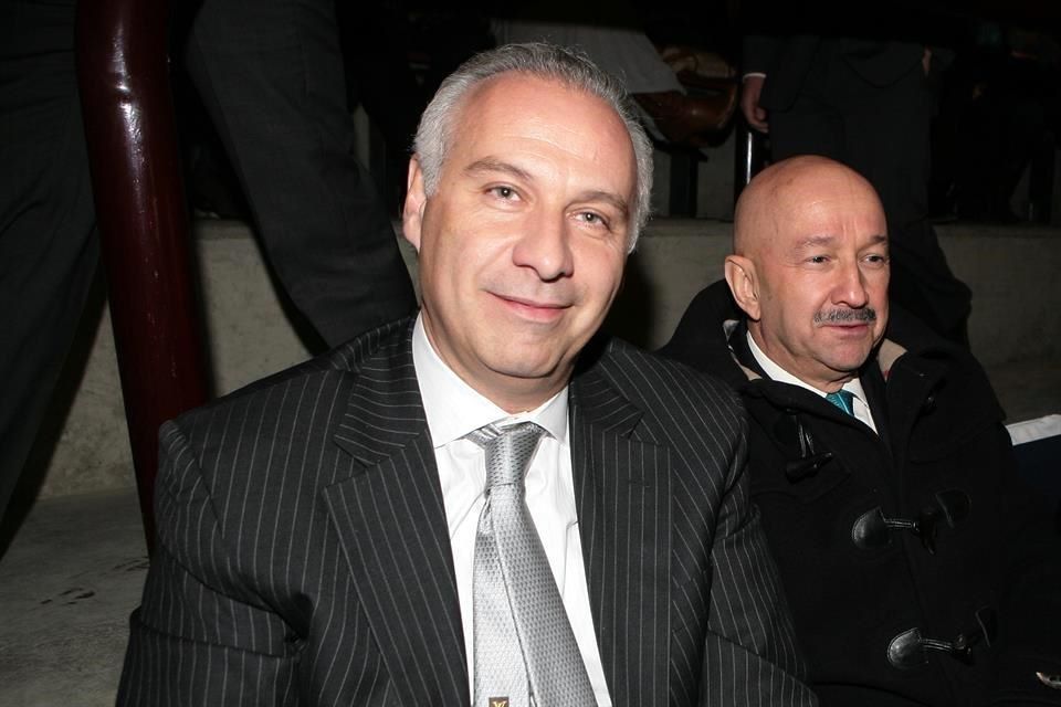 Ordenan revisar prisión a Collado por defraudación