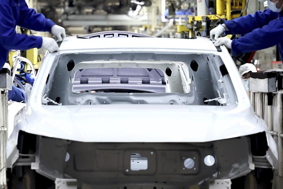 Producción de autos repunta 10.5% anual en julio