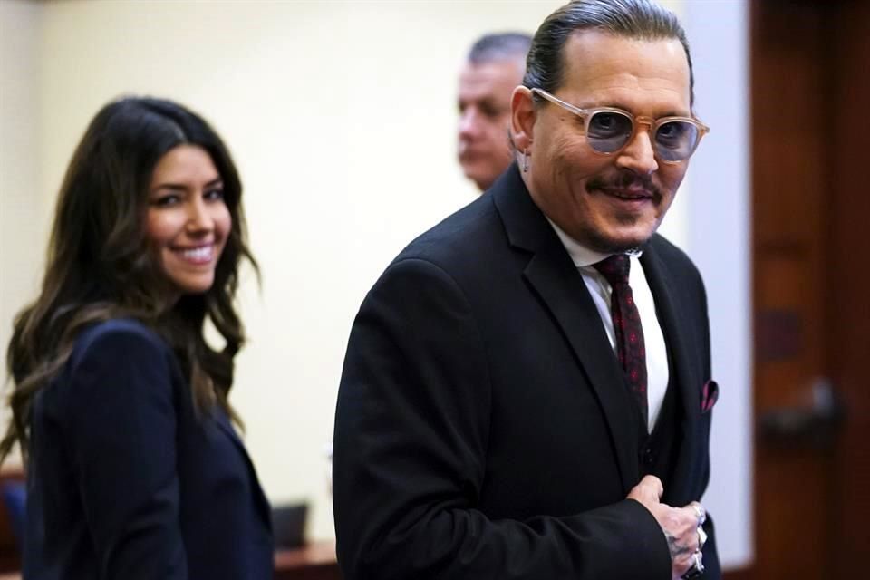 Johnny Depp sufre disfunción eréctil según abogados de Heard