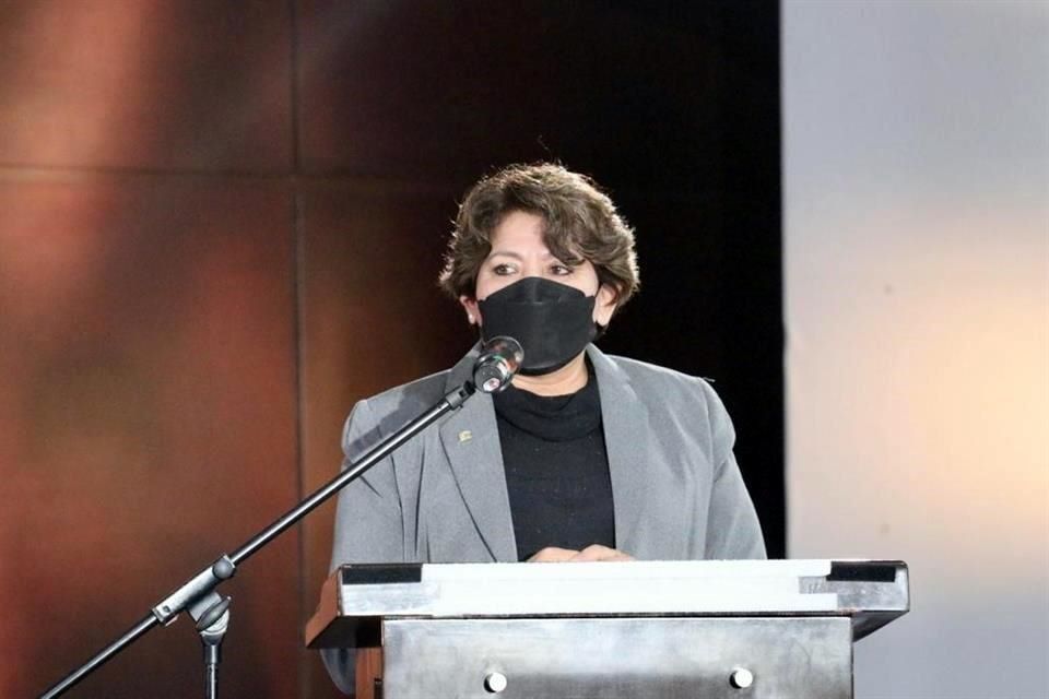 Pide Delfina continuidad de políticas educativas