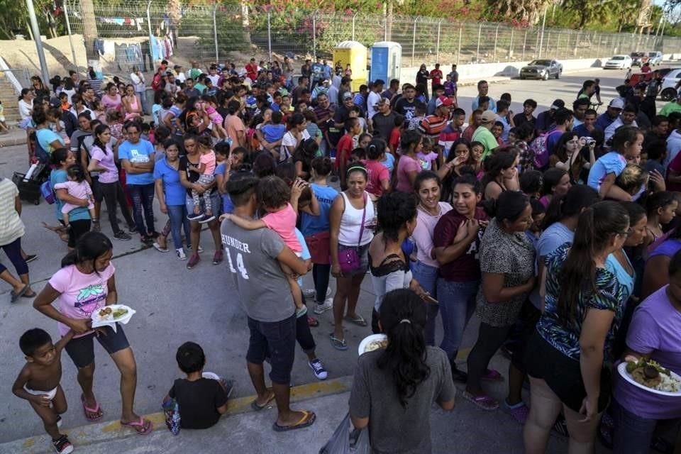 Anuncia EU fin ‘ordenado’ del ‘Quédate en México’