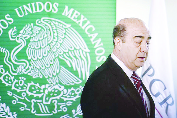 Juez dicta prisión preventiva en el Reclusorio Norte a Murillo Karam