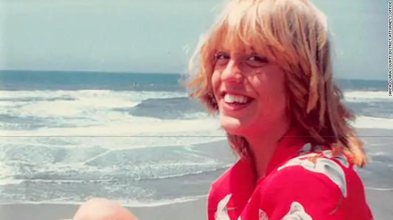 Detienen a un hombre por el brutal asesinato de una adolescente de California en 1982, según las autoridades
