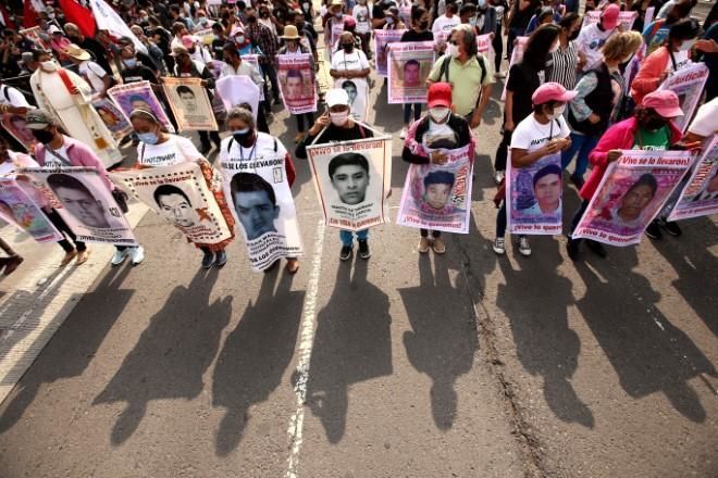 Van ahora contra mandos militares por Ayotzinapa