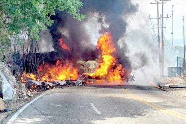 Explota pipa en Acapulco