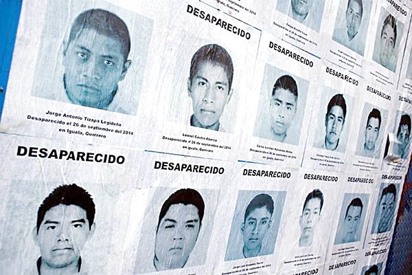 Acusan a Murillo por ocultar paradero de los 43 de Ayotzinapa