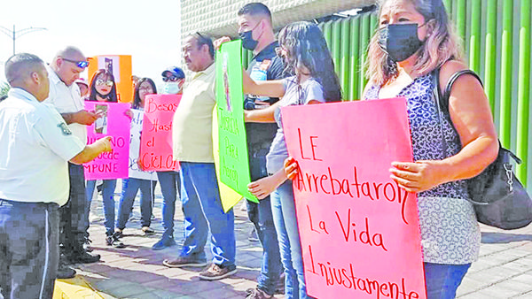 “Legítimo reclamo de familiares de Aarón”