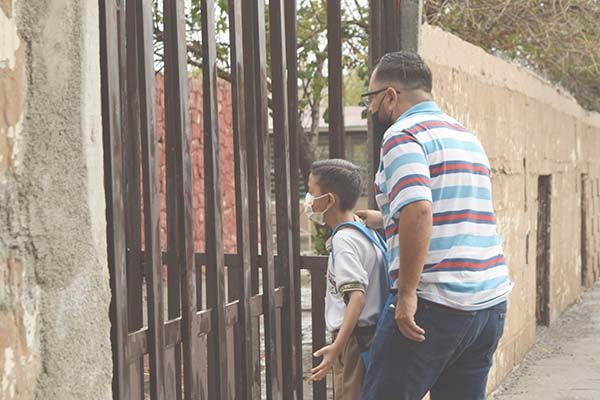 Complica lluvia regreso a clases
