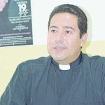 Busca Iglesia acompañar a los jóvenes