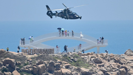China dispara misiles cerca de Taiwán en simulacros con fuego real mientras su ejército rodea la isla