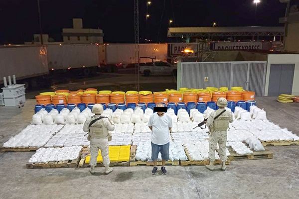 Aseguran 1.5 toneladas de droga en Sonora