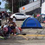 Así estafan ‘coyotes’ a migrantes vía Facebook y WhatsApp