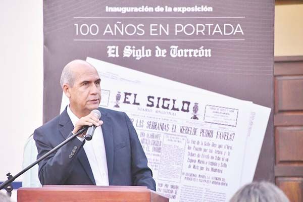 Presentan exposición cien años en portada del Siglo de Torreón