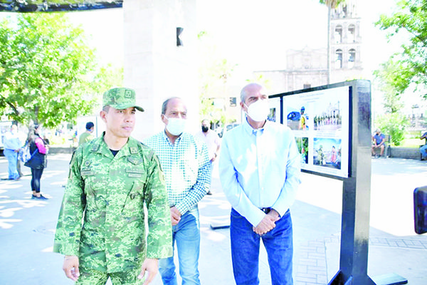 Monta el Ejército expo fotográfica