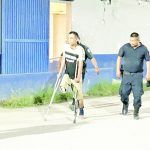 Robaba en muletas