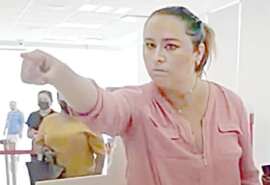 Busca banco a Lady DEA para denunciarla