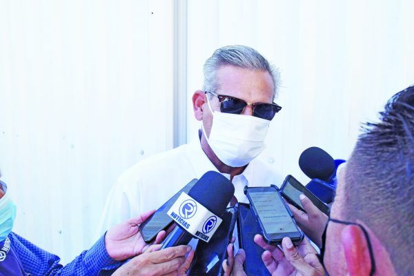 … Y dialoga Benavides con ferrocarriles