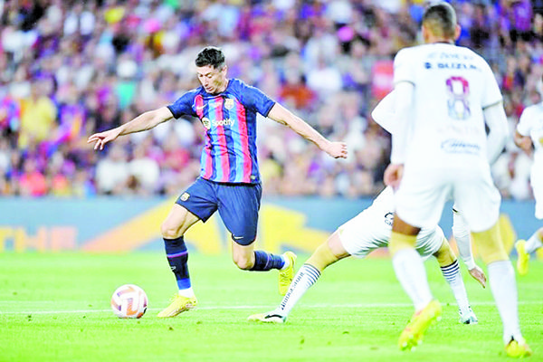 Golea Barsa a Pumas y se queda con el Joan Gamper