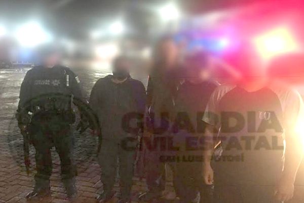 Hallan a los 4 policías de SLP que estaban privados de la libertad