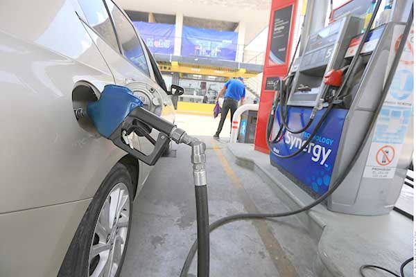Endurecen regulación a combustibles