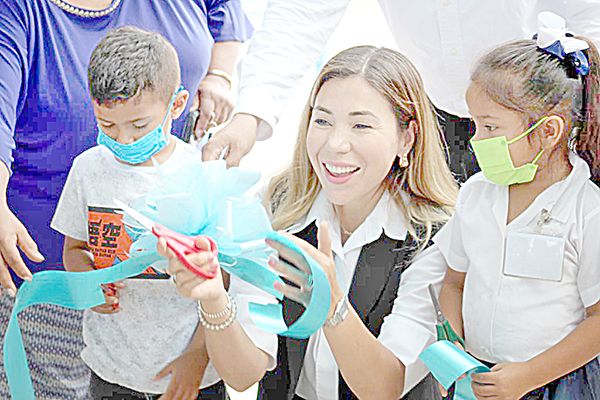 Inaugura Tania obra en kínder