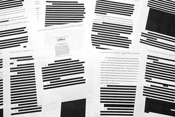 Allanaron casa de Trump por material clasificado