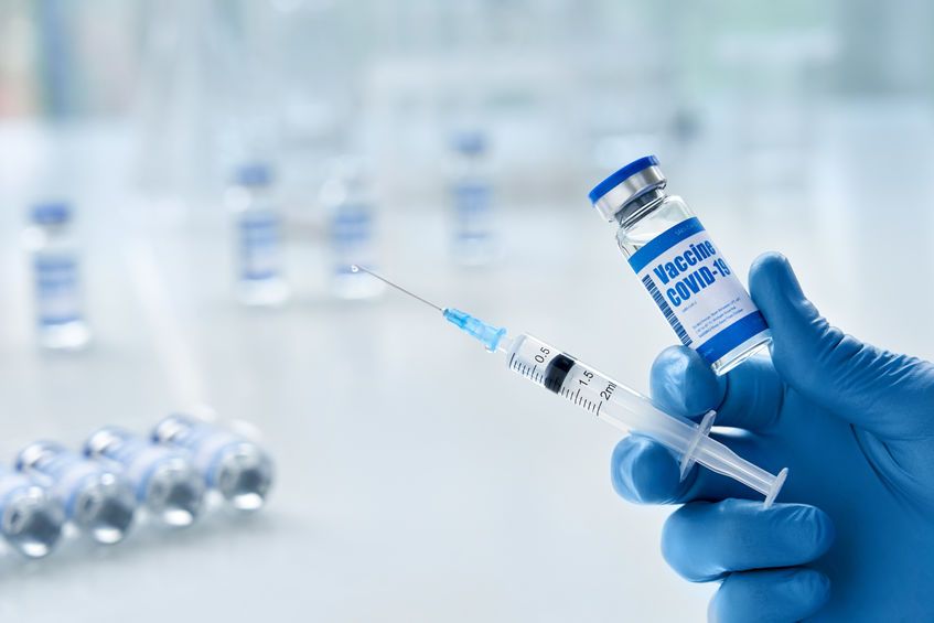 Pfizer y BioNTech buscan la autorización de la FDA para la vacuna de refuerzo bivalente contra el covid-19