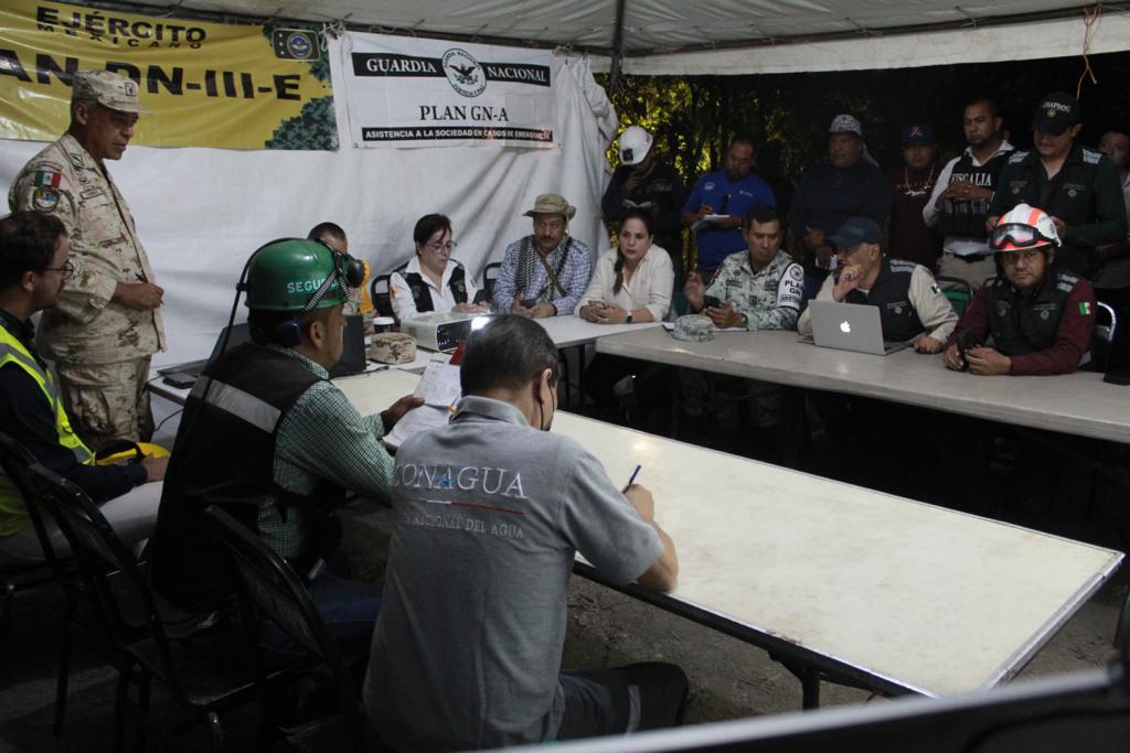 SIGUE LLEGANDO EQUIPO Y TECNOLOGÍA DE PUNTA PARA RESCATE DE MINEROS