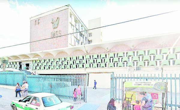 Gastan miles de pesos a pesar de tener IMSS