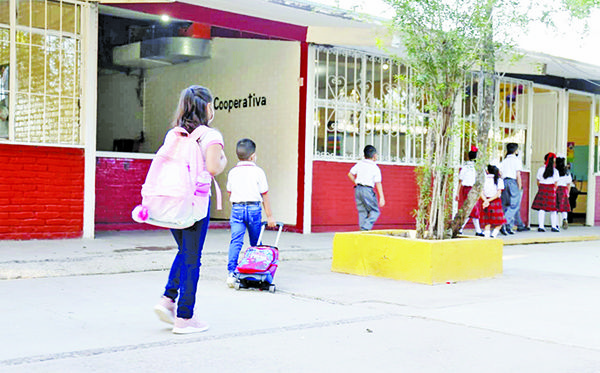 Niega suspensión de clases la otra semana
