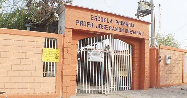 Denuncian ante MP robo en primaria