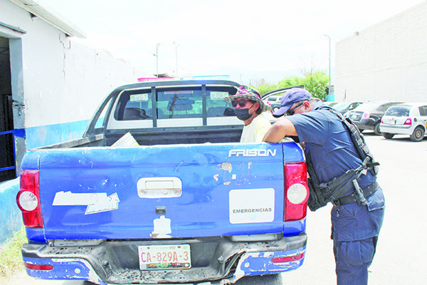Encierran a lavacoches
