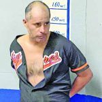 Drogadicto asegura decapitar a esposa